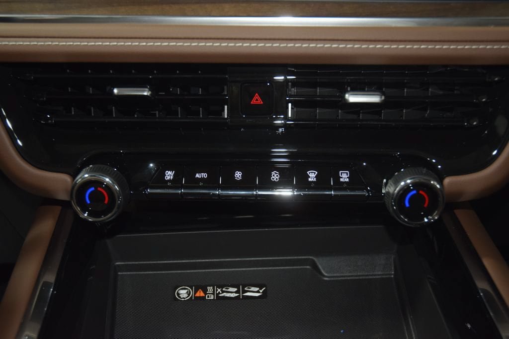 New 2026 Chevrolet Suburban High Country AWD/4WD image 34