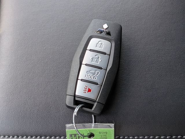 New 2026 Mitsubishi Outlander SEL Black Edition FWD image 29