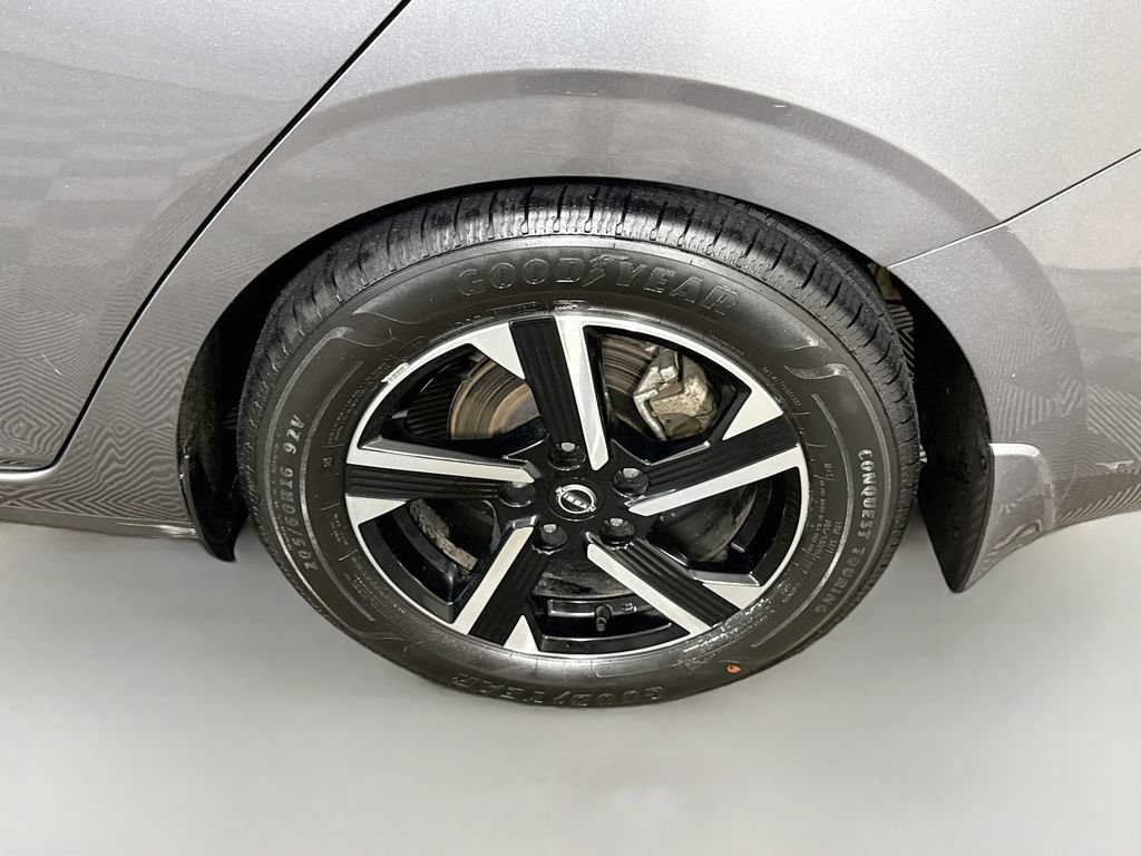 Certified 2024 Nissan Sentra SV FWD image 32