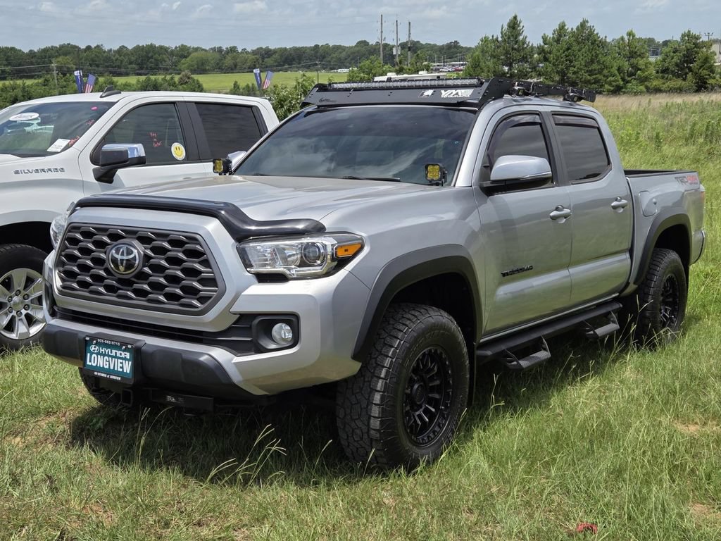 Used 2020 Toyota Tacoma TRD Off-Road AWD/4WD image 1