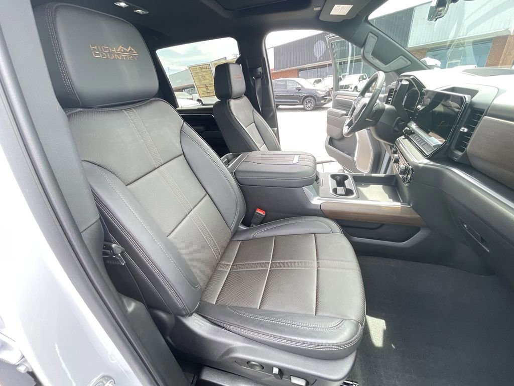 Certified 2024 Chevrolet Silverado 3500 High Country w/ High Country Premium Package AWD/4WD image 23