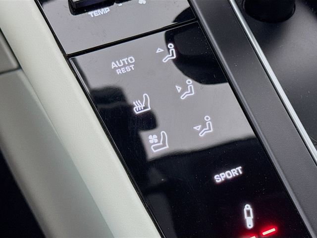 Used 2022 Porsche Macan GTS image 21