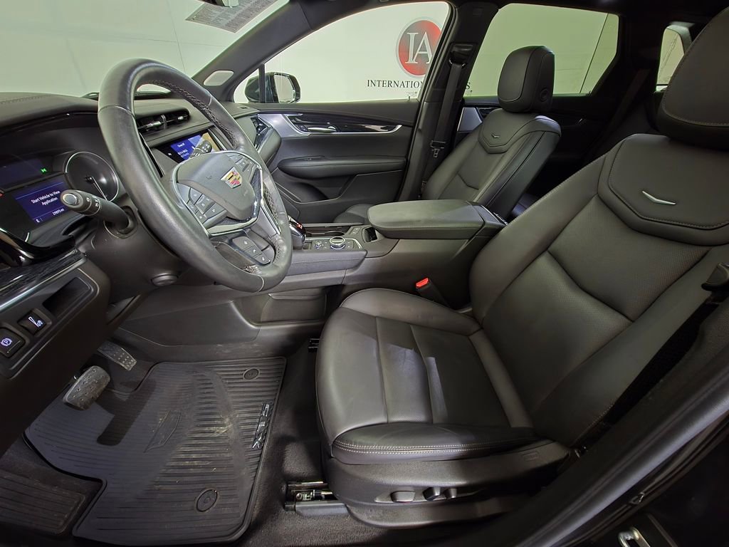 Used 2023 Cadillac XT5 Premium Luxury image 15