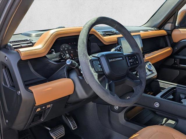 Used 2024 Land Rover Defender 110 Carpathian Edition AWD/4WD image 10
