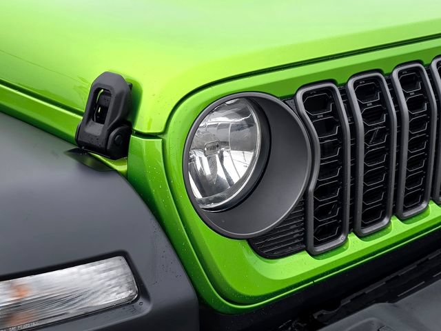New 2026 Jeep Wrangler Sport AWD/4WD image 25