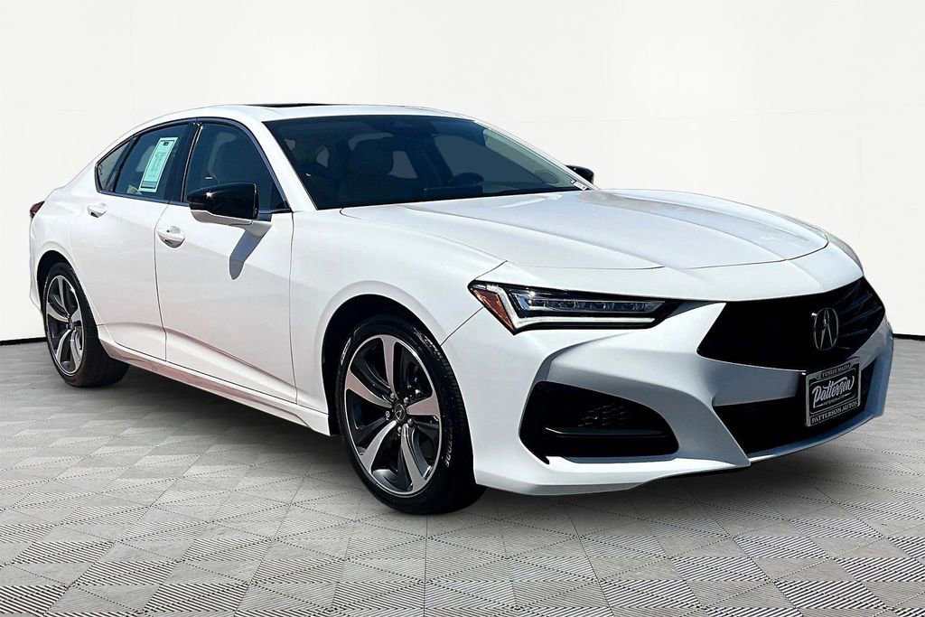 Used 2025 Acura TLX w/ Technology Package image 5