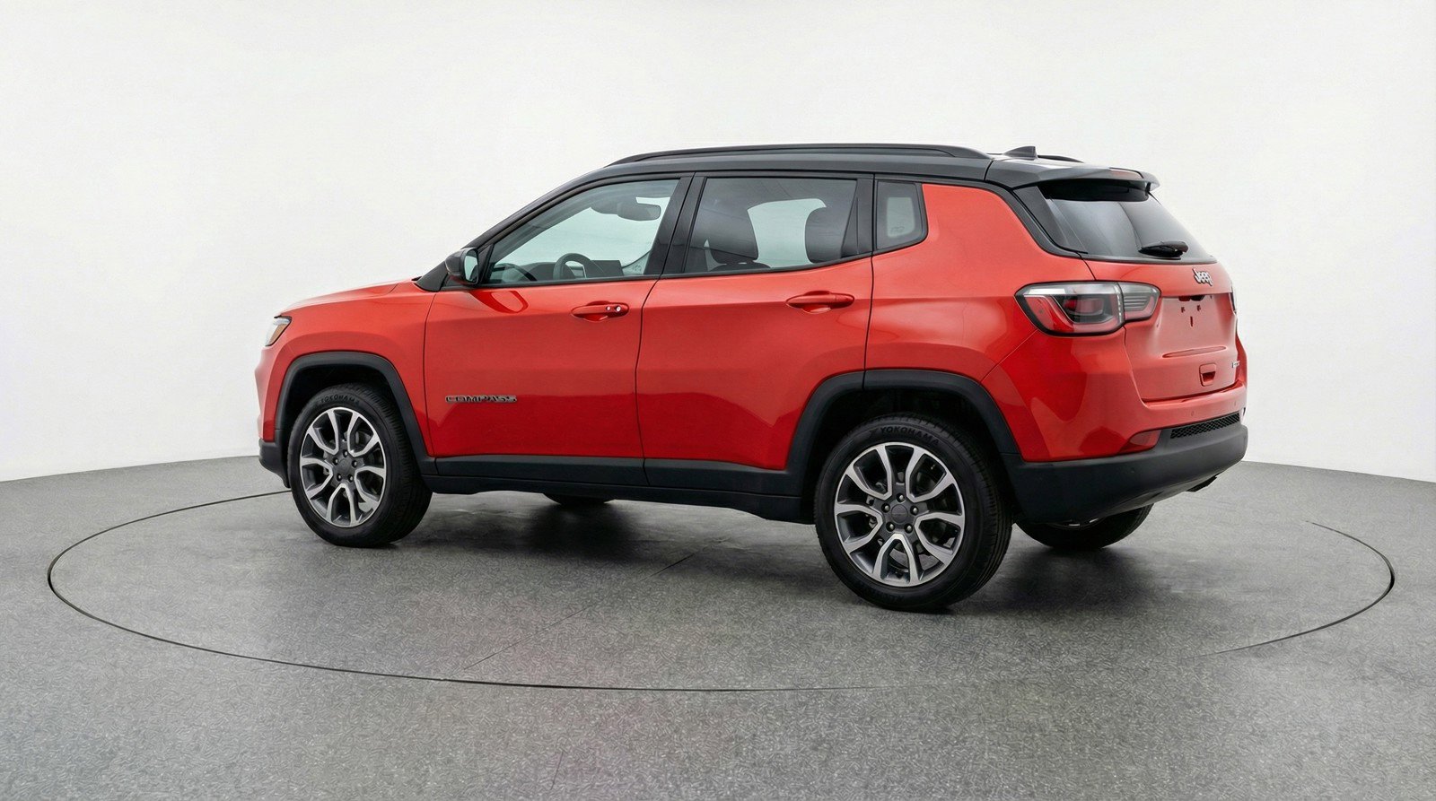 Used 2025 Jeep Compass Limited AWD/4WD image 6