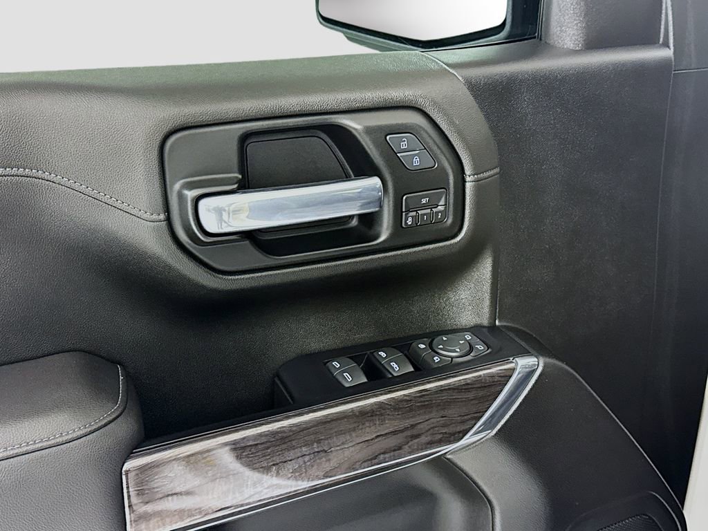 Used 2019 Chevrolet Silverado 1500 LTZ w/ LTZ Plus Package image 17