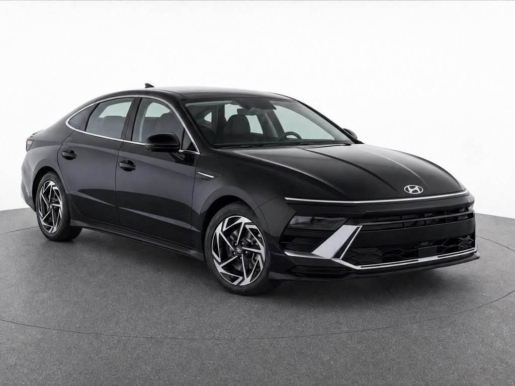 New 2026 Hyundai Sonata SEL FWD image 2