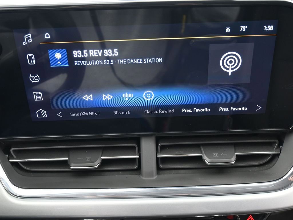 Used 2025 Chevrolet Trax LT w/ LT Convenience Package image 22