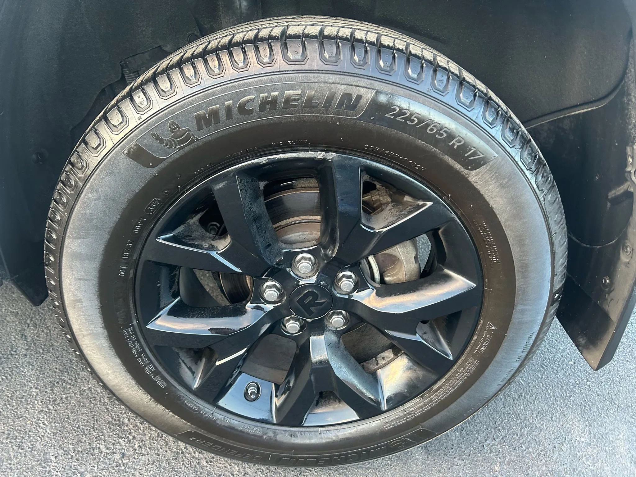 Used 2022 Toyota RAV4 LE image 41