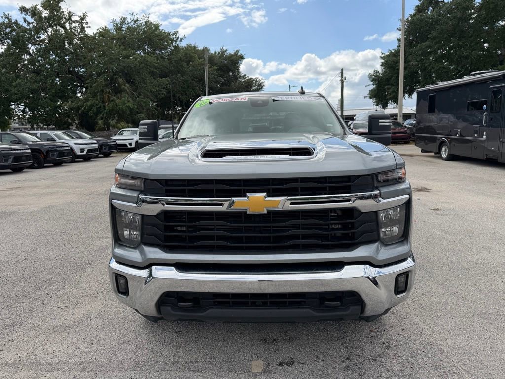 Used 2025 Chevrolet Silverado 2500 LT w/ Convenience Package image 9