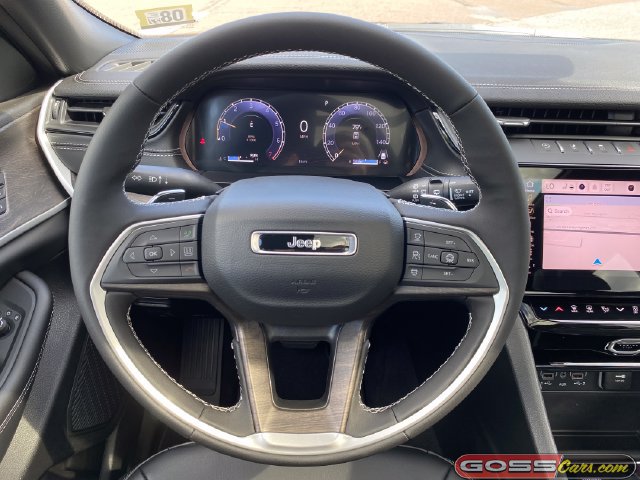 New 2026 Jeep Grand Cherokee Limited w/ Limited Altitude Package AWD/4WD image 18