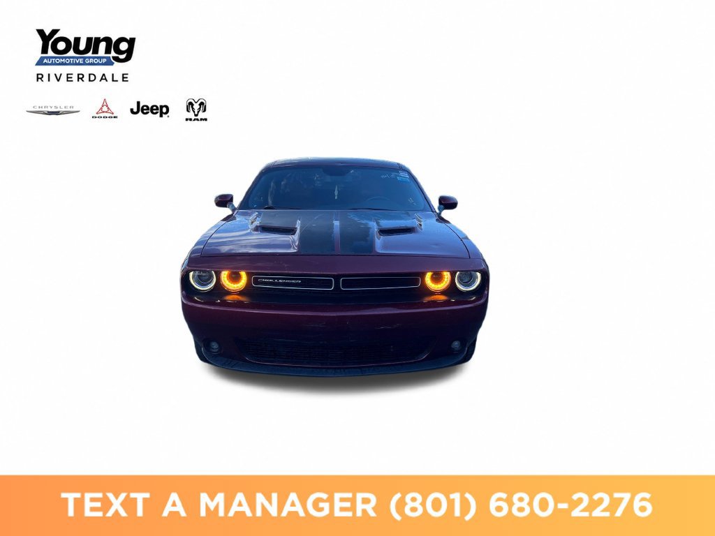Used 2019 Dodge Challenger SXT w/ Plus Package RWD image 7