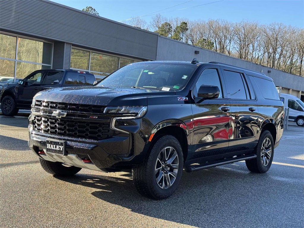 Used 2023 Chevrolet Suburban Z71 w/ Luxury Package image 24