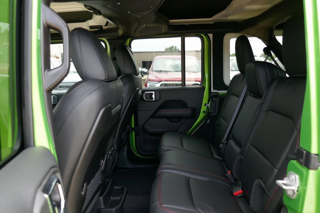 New 2025 Jeep Wrangler Unlimited Rubicon image 12