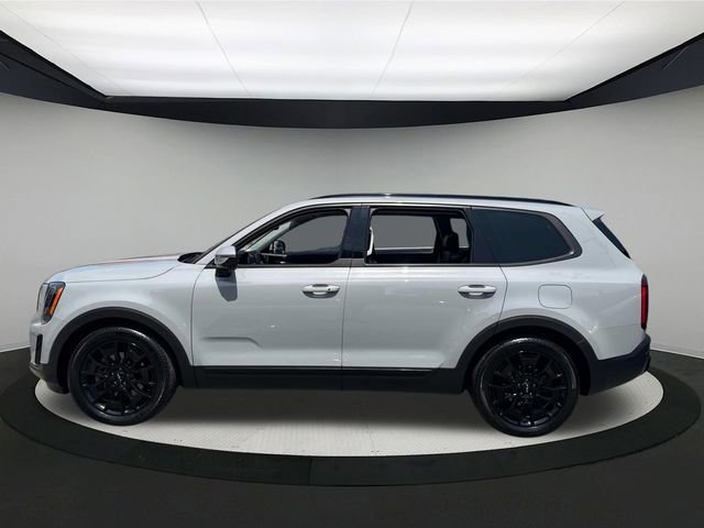 Used 2022 Kia Telluride SX w/ SX Prestige Package image 12