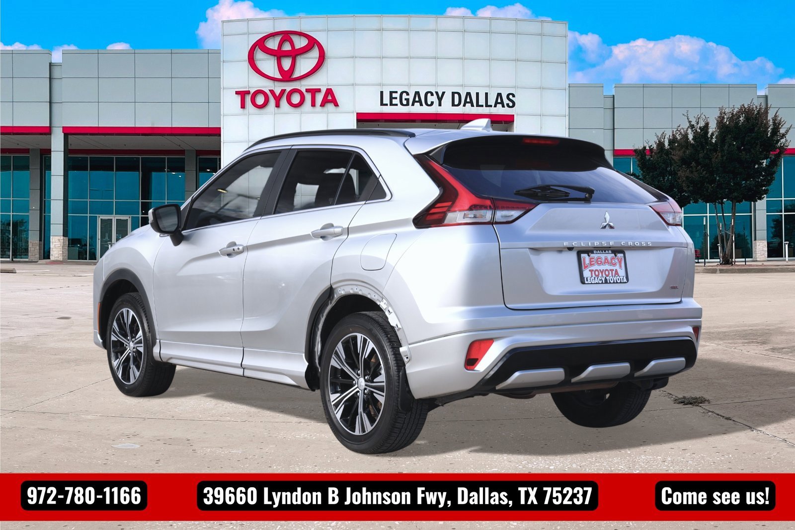 Used 2022 Mitsubishi Eclipse Cross SE image 9
