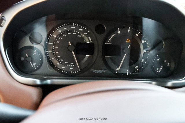 Used 2015 Aston Martin Vanquish Coupe RWD image 49