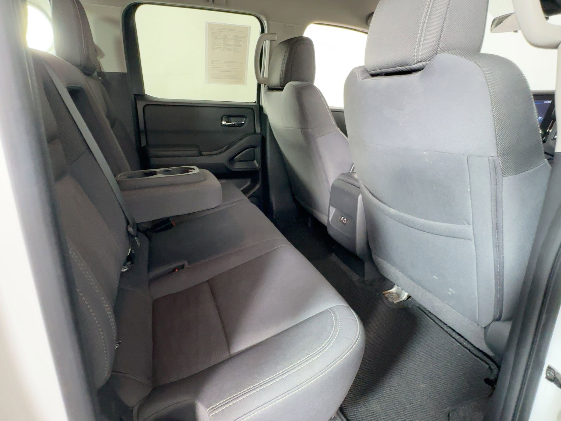 Used 2023 Nissan Frontier SV w/ Technology Package image 28