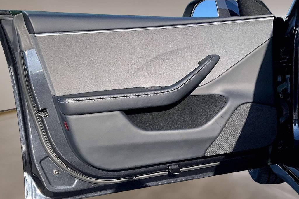 Used 2024 Tesla Model 3 Standard Range RWD image 18
