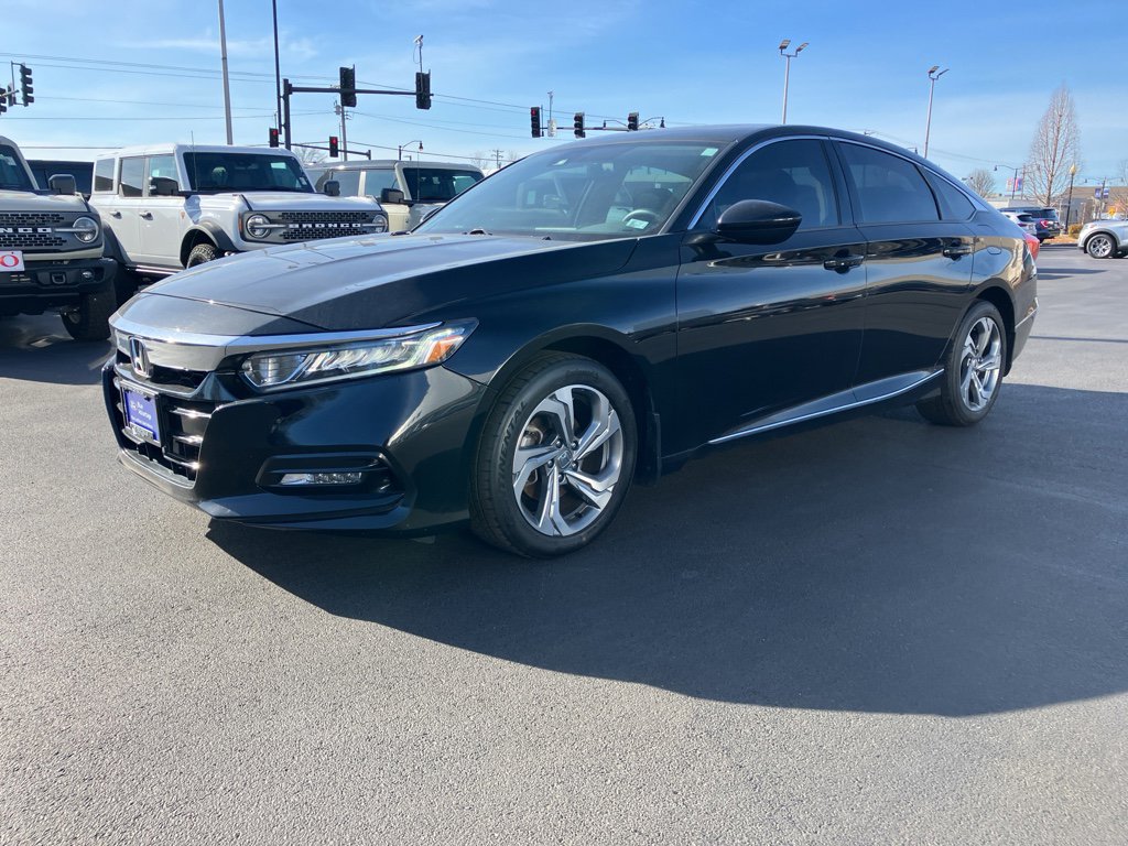 Used 2018 Honda Accord EX image 2