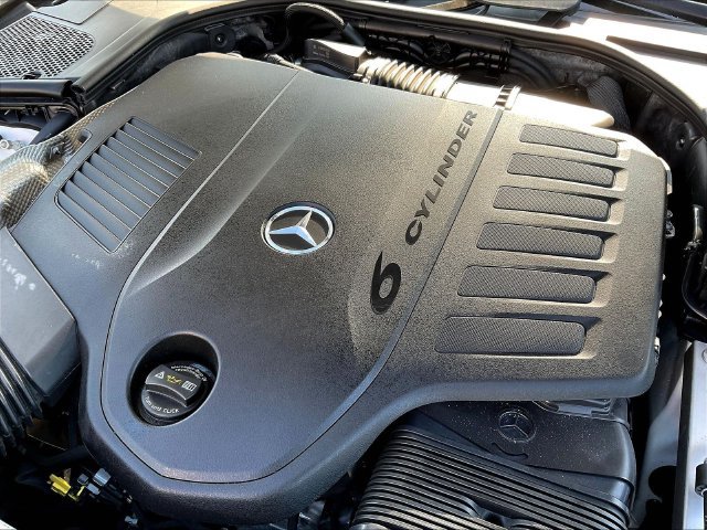 Used 2023 Mercedes-Benz S 500 4MATIC image 32