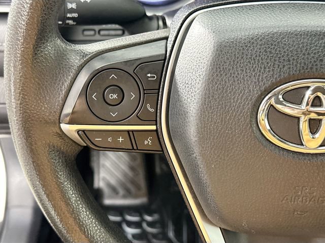 Used 2021 Toyota Camry LE FWD image 17