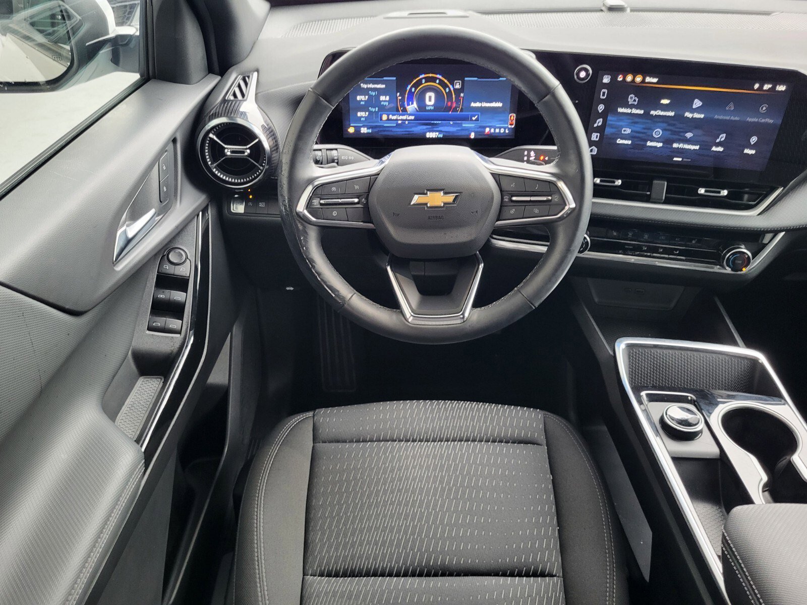 Used 2026 Chevrolet Equinox LT w/ Safety and Technology Package image 12