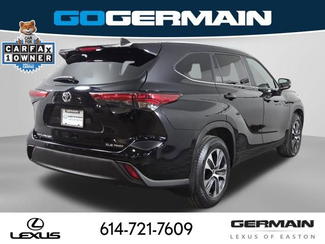 Used 2023 Toyota Highlander XLE AWD/4WD image 9