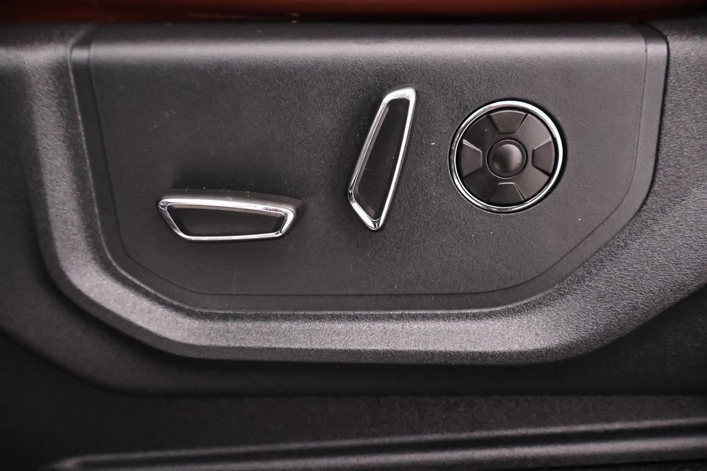 Used 2022 Ford F450 Platinum w/ FX4 Off-Road Package image 15