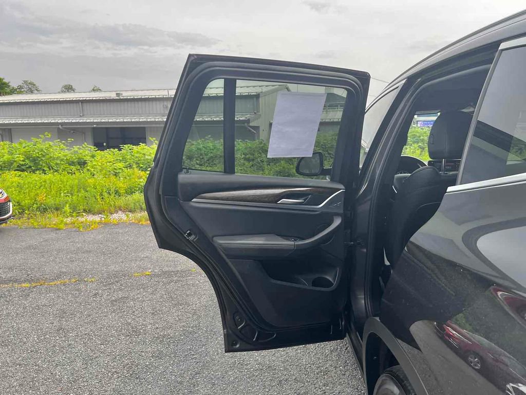 Used 2019 BMW X3 xDrive30i w/ Convenience Package image 16