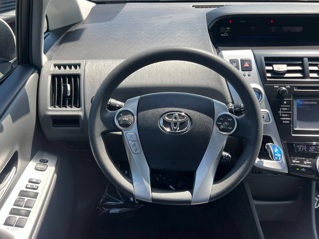 Used 2012 Toyota Prius V Five FWD image 21