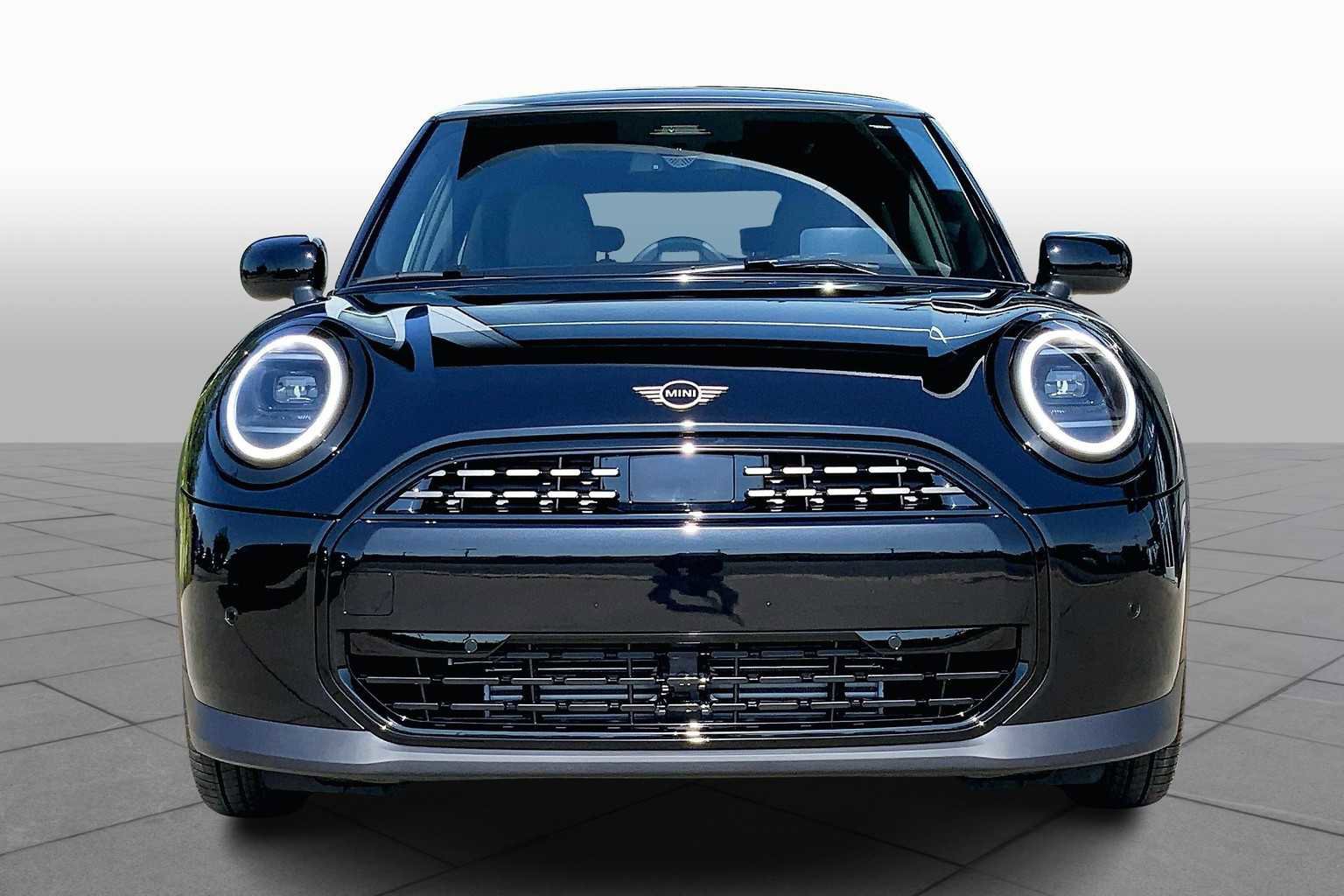 New 2026 MINI Cooper 2-Door Hardtop image 3