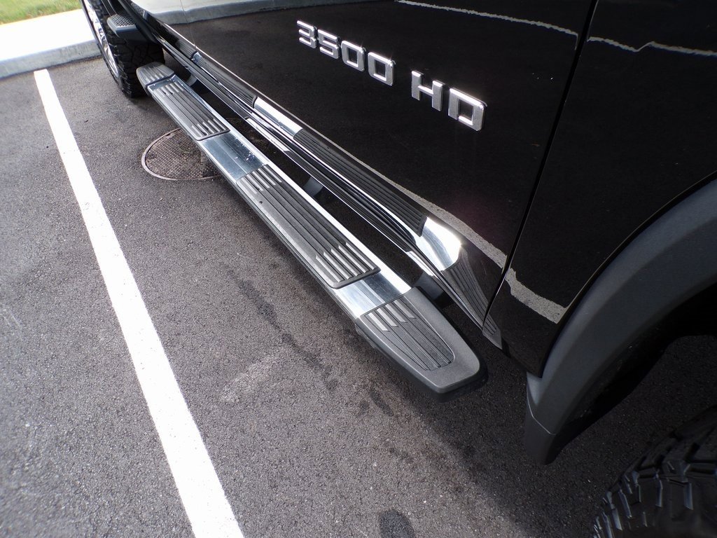 Used 2022 Chevrolet Silverado 3500 High Country w/ Technology Package image 23