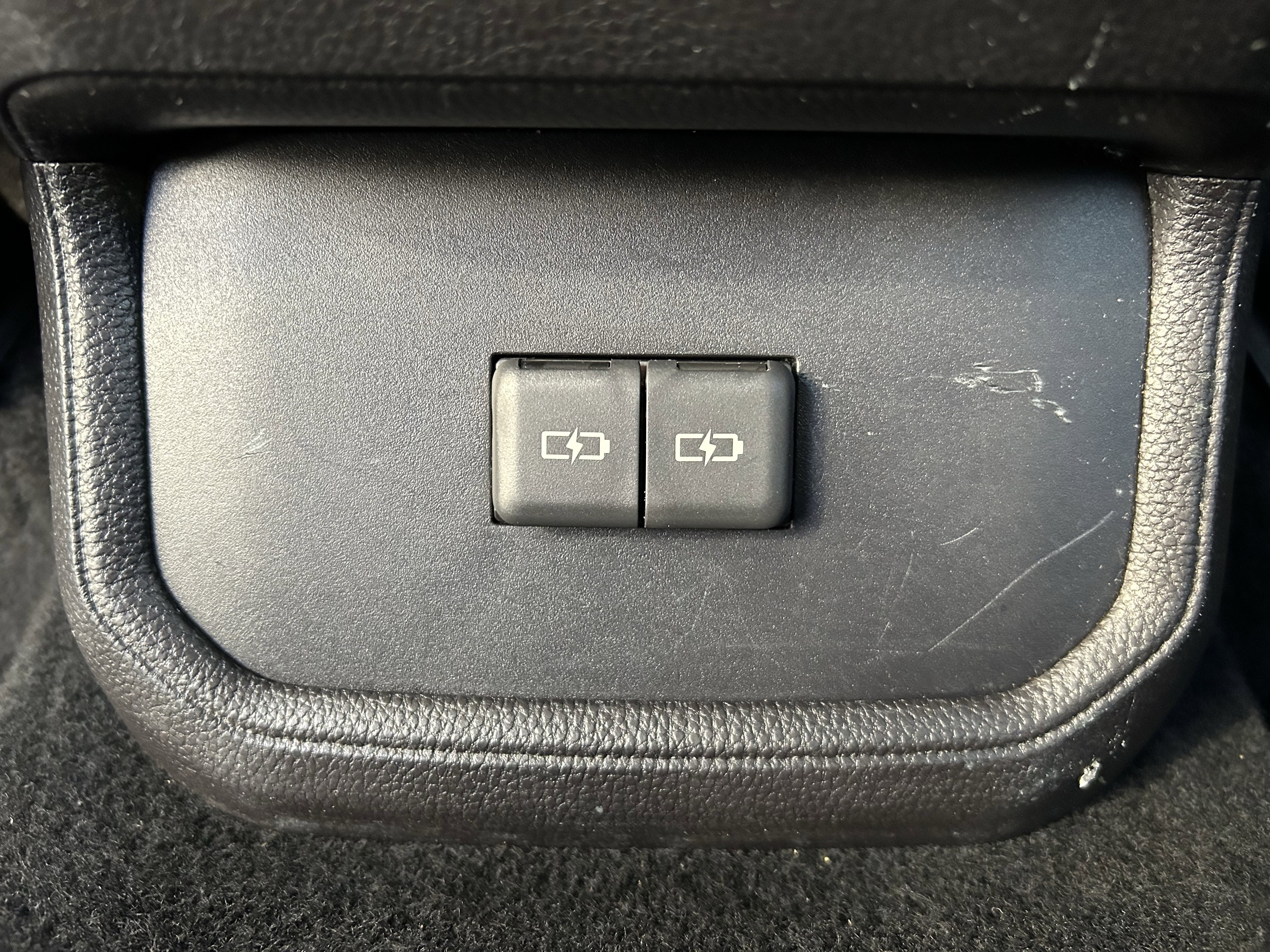 Used 2023 Toyota Highlander XLE image 21