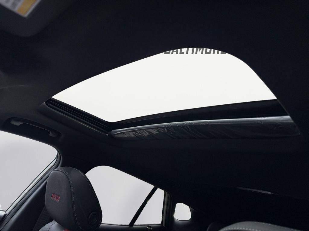 New 2026 Chevrolet Trax RS w/ Sunroof Package image 17