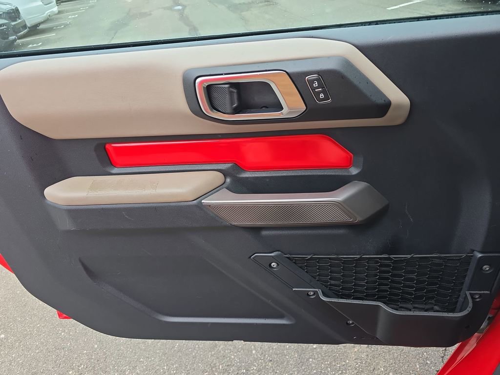 Used 2022 Ford Bronco Wildtrak image 23