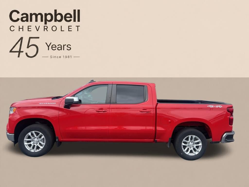 Used 2023 Chevrolet Silverado 1500 LT AWD/4WD image 3
