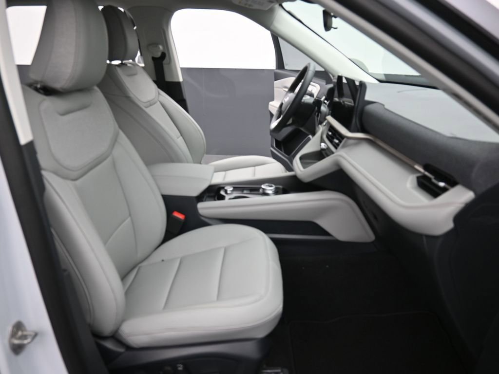 New 2026 Ford Explorer Active w/ Active Comfort Package image 16