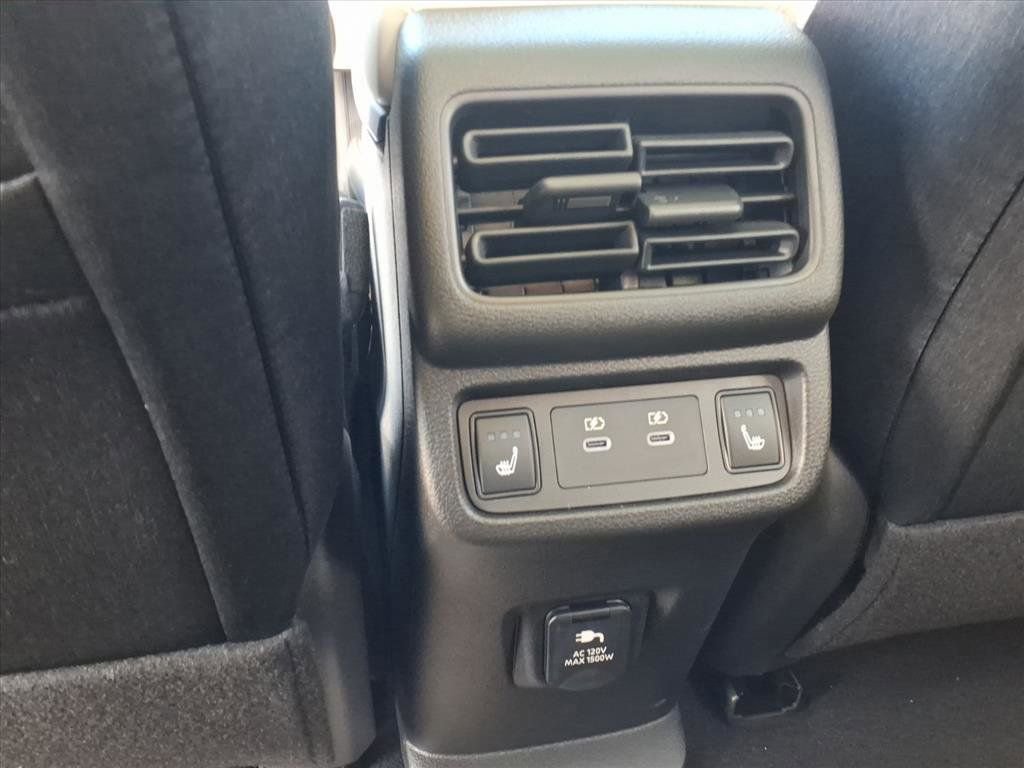 New 2026 Nissan Leaf Platinum+ image 30