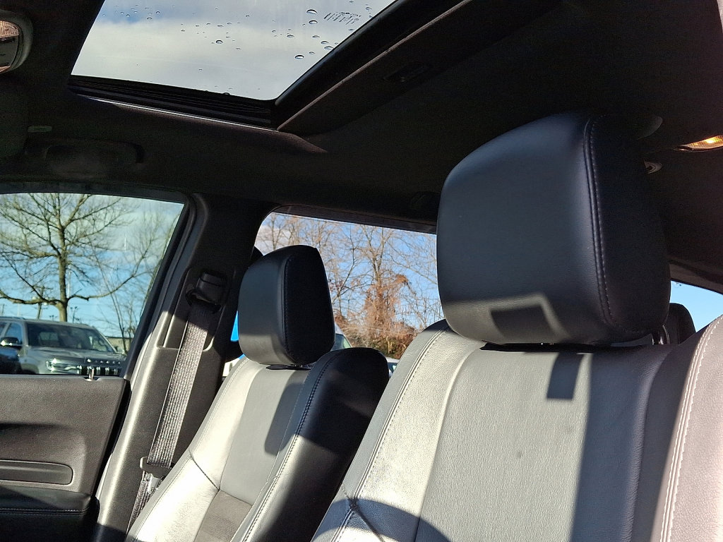 Used 2022 Dodge Durango GT image 24