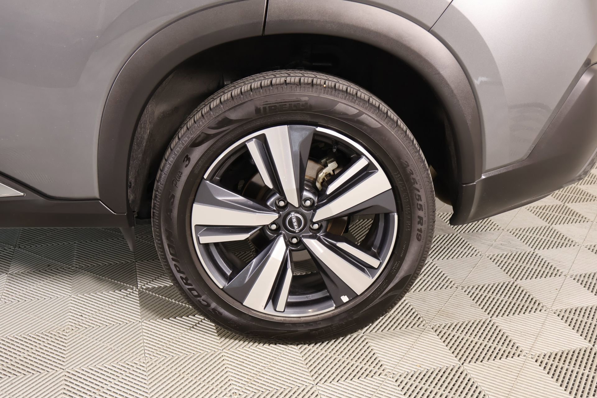 Used 2023 Nissan Rogue SL AWD/4WD image 19