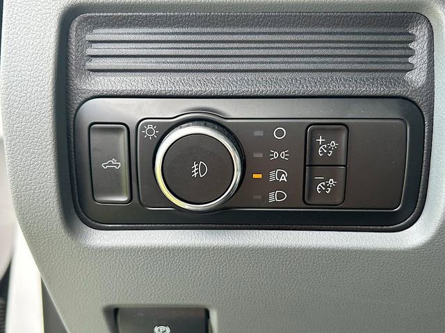 New 2025 Ford F550 4x4 Regular Cab Super Duty image 17