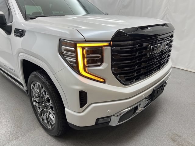 Used 2025 GMC Sierra 1500 Denali Ultimate AWD/4WD image 2