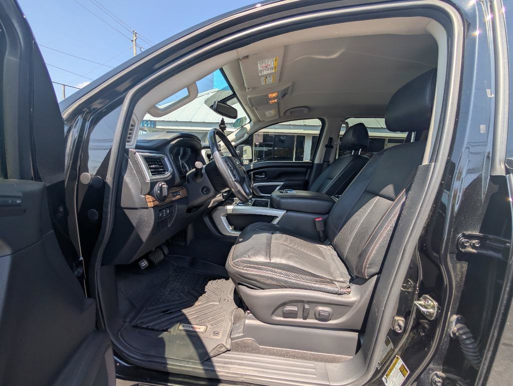 Used 2016 Nissan Titan SL AWD/4WD image 24