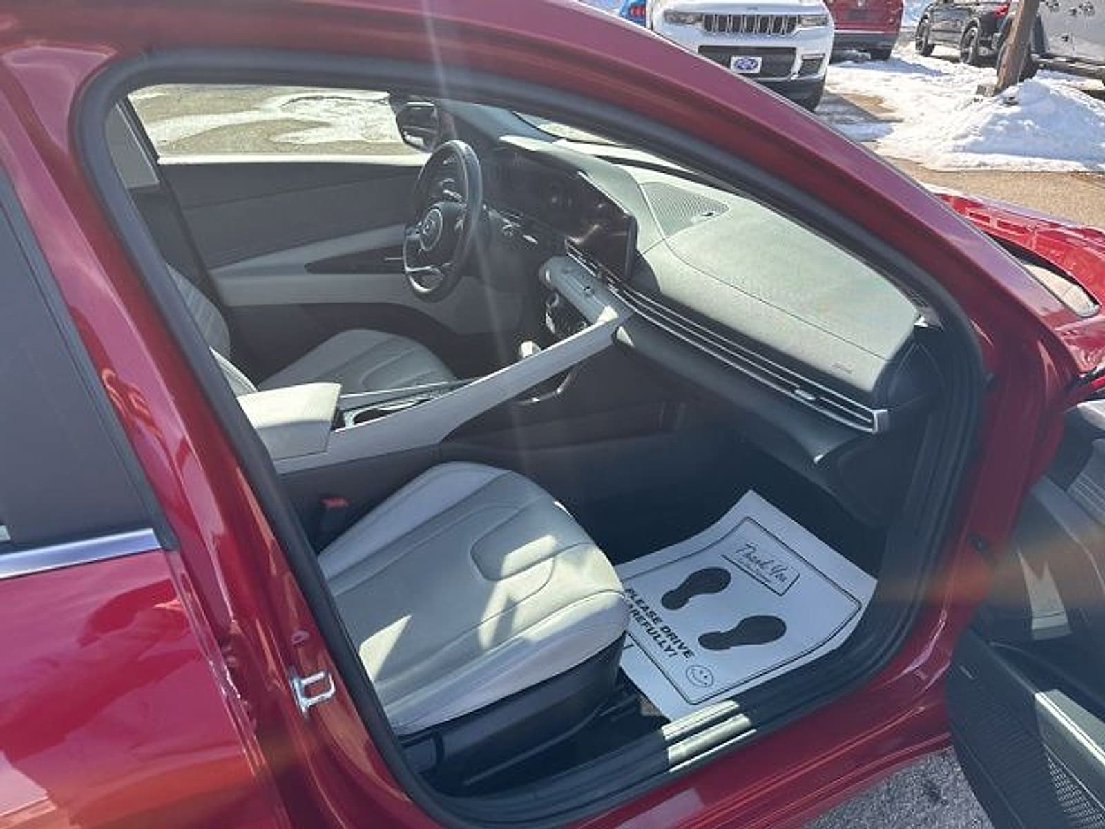 Used 2023 Hyundai Elantra Limited w/ Cargo Package FWD image 17