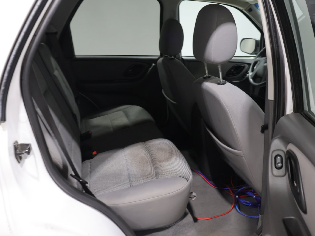 Used 2005 Ford Escape XLT AWD/4WD image 11