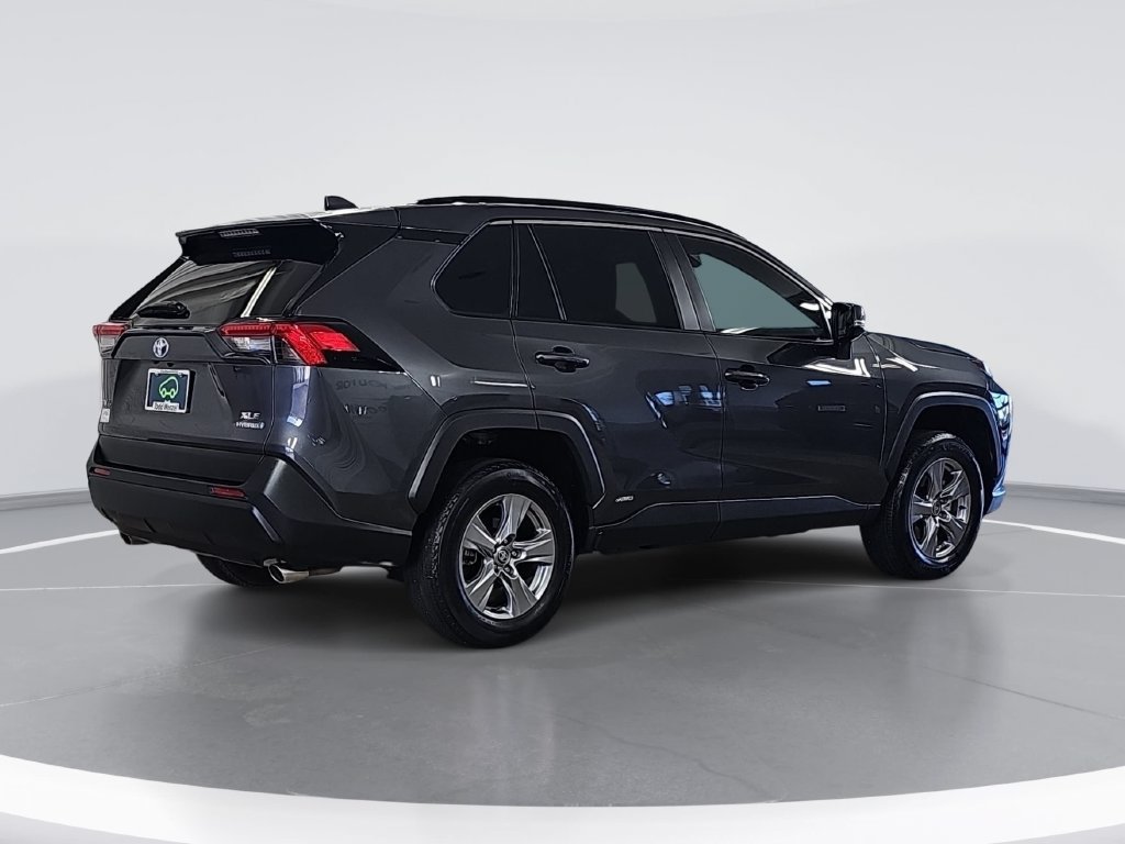 Used 2024 Toyota RAV4 XLE w/ Convenience Package AWD/4WD image 3
