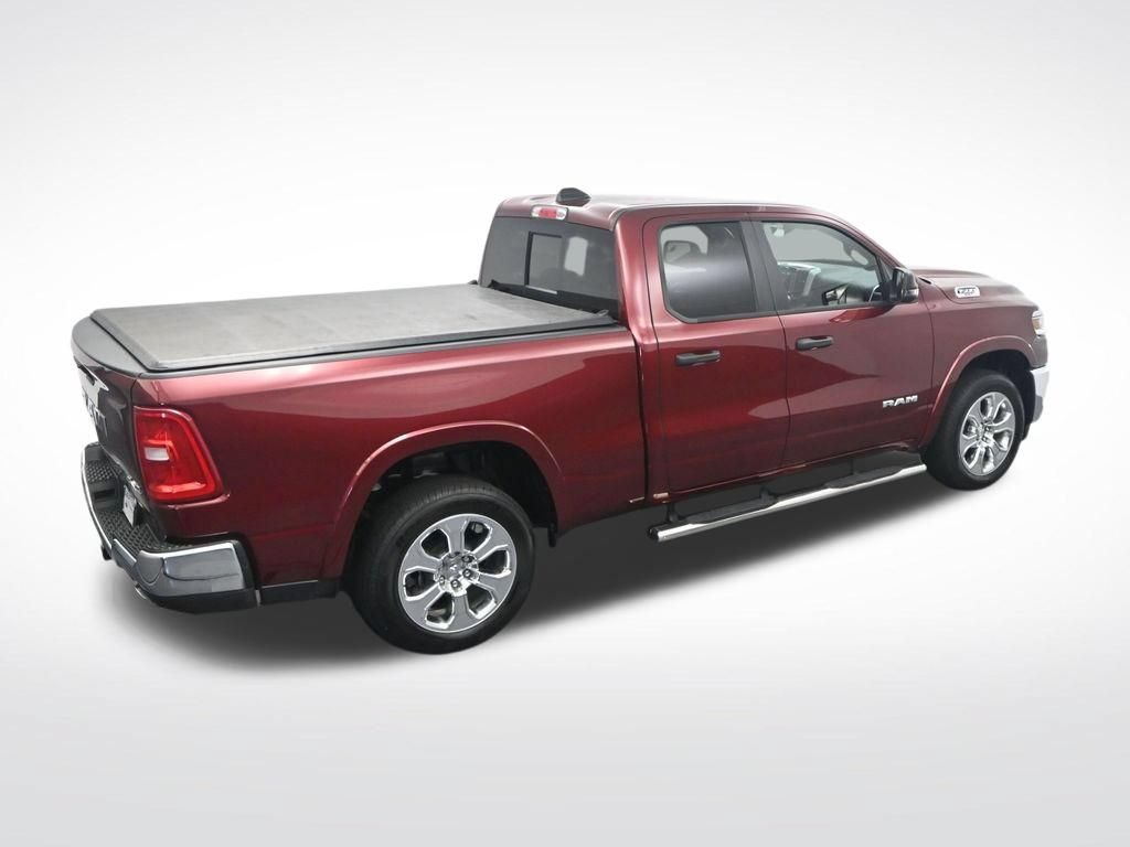 Used 2025 RAM 1500 Big Horn AWD/4WD image 34